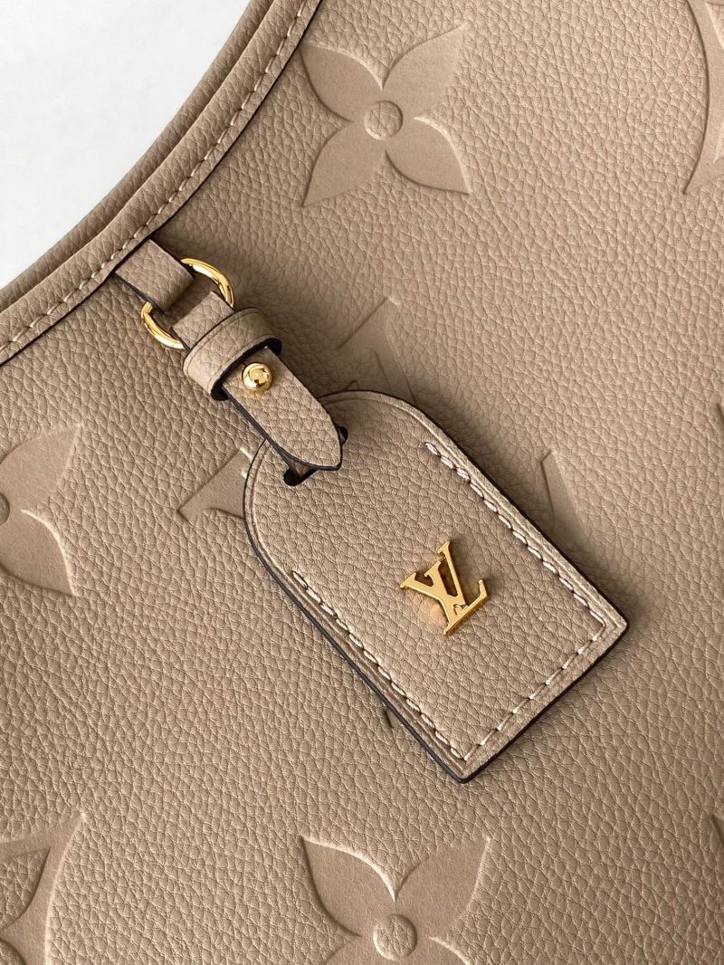 Louis Vuitton Hobo Bags